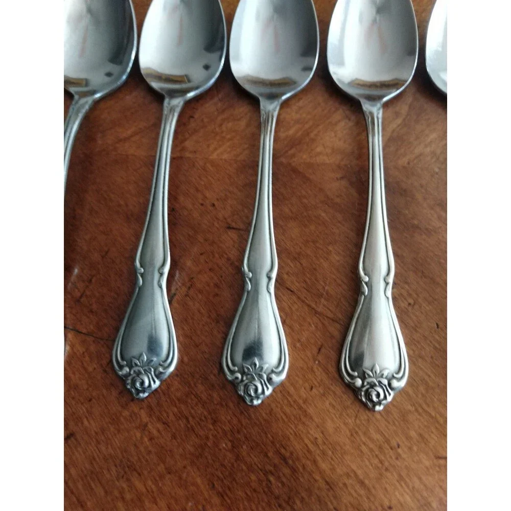 1881 Rogers Oneida Ltd Arbor Rose True Rose Stainless: Lot of 8x Teaspoon 6